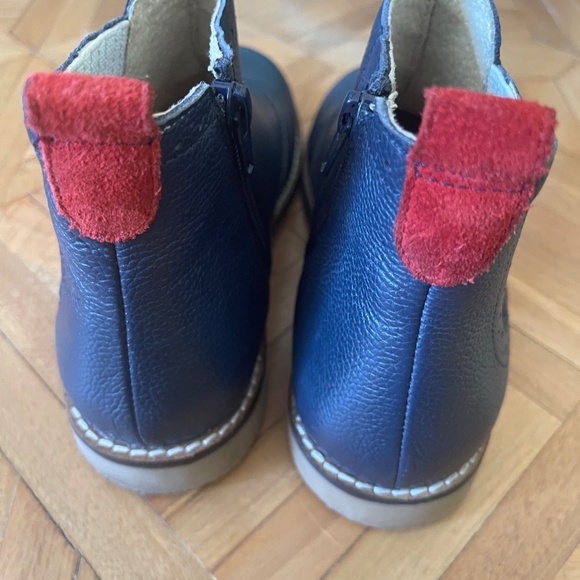 Boden kids boots like new! - Picture 3 of 6